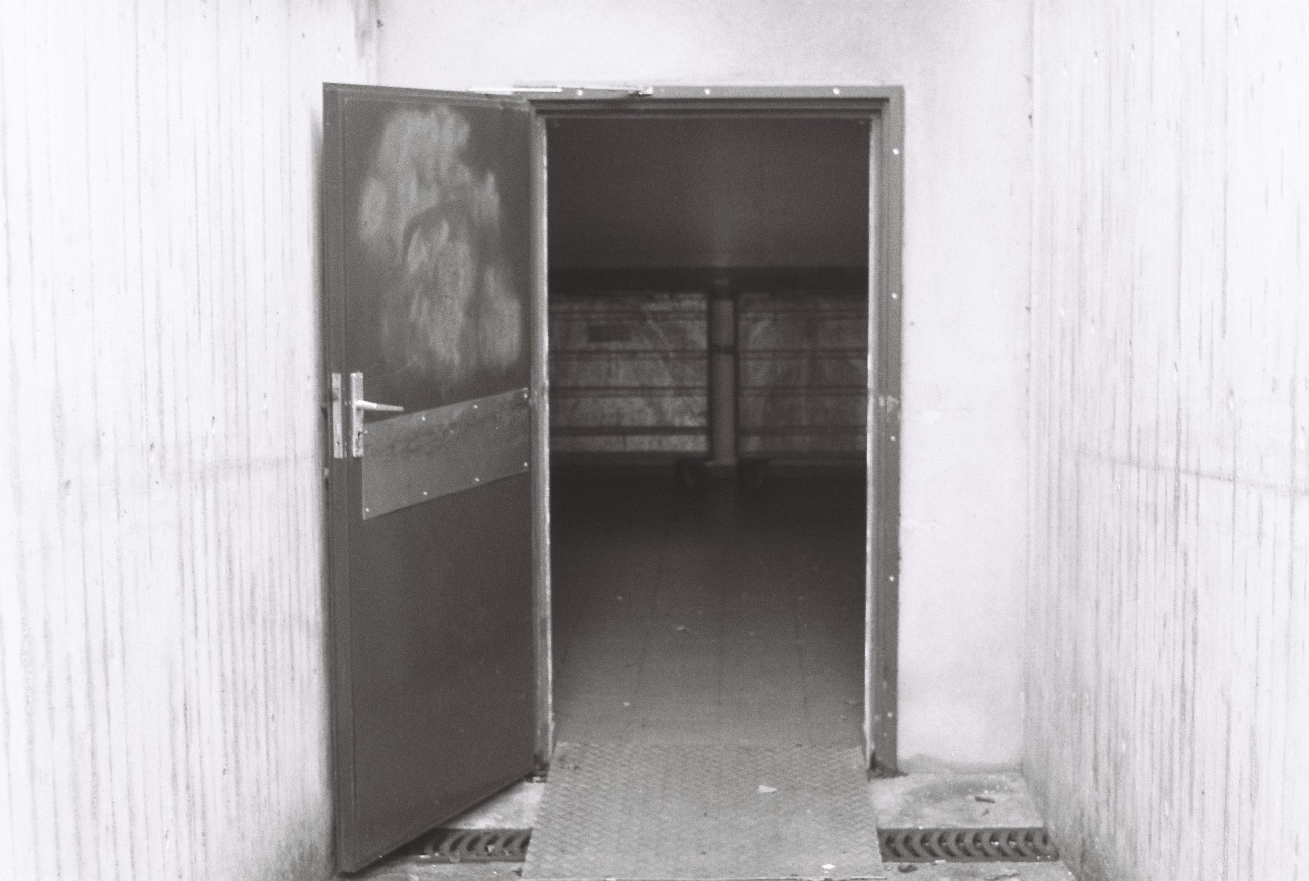 La porte - Singlex - N&B - 22 octobre 2019