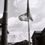 Le drapeau suisse devant le palais Eynard, Genève