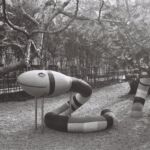 Jeux pour enfants en forme de serpent, voies couverte de Saint-Jean, Genève