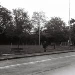 Marcheur, d'un pas décidé, Onex