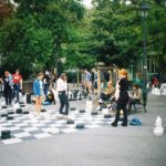 Joueurs de dames au parc des Bastions, Genève